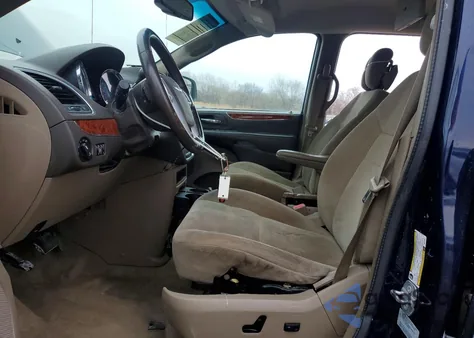 2016 Chrysler Town & Country Touring из США, поврежденный, VIN 2C4RC1BG4GR158341